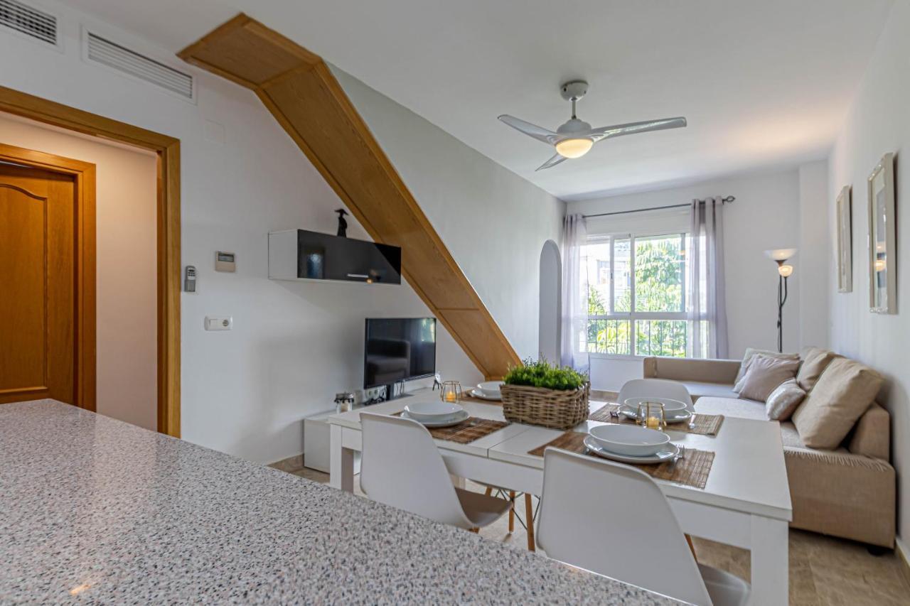 797 Holiday Rentals- Duplex Para 7 En La Carihuela A 1 Min De La Playa ตอร์เรโมลิโนส ภายนอก รูปภาพ