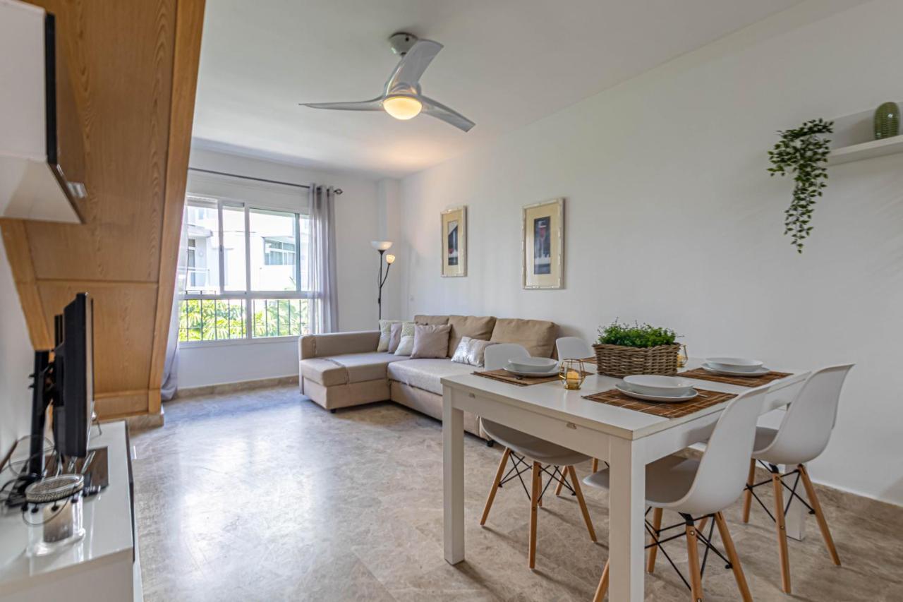 797 Holiday Rentals- Duplex Para 7 En La Carihuela A 1 Min De La Playa ตอร์เรโมลิโนส ภายนอก รูปภาพ
