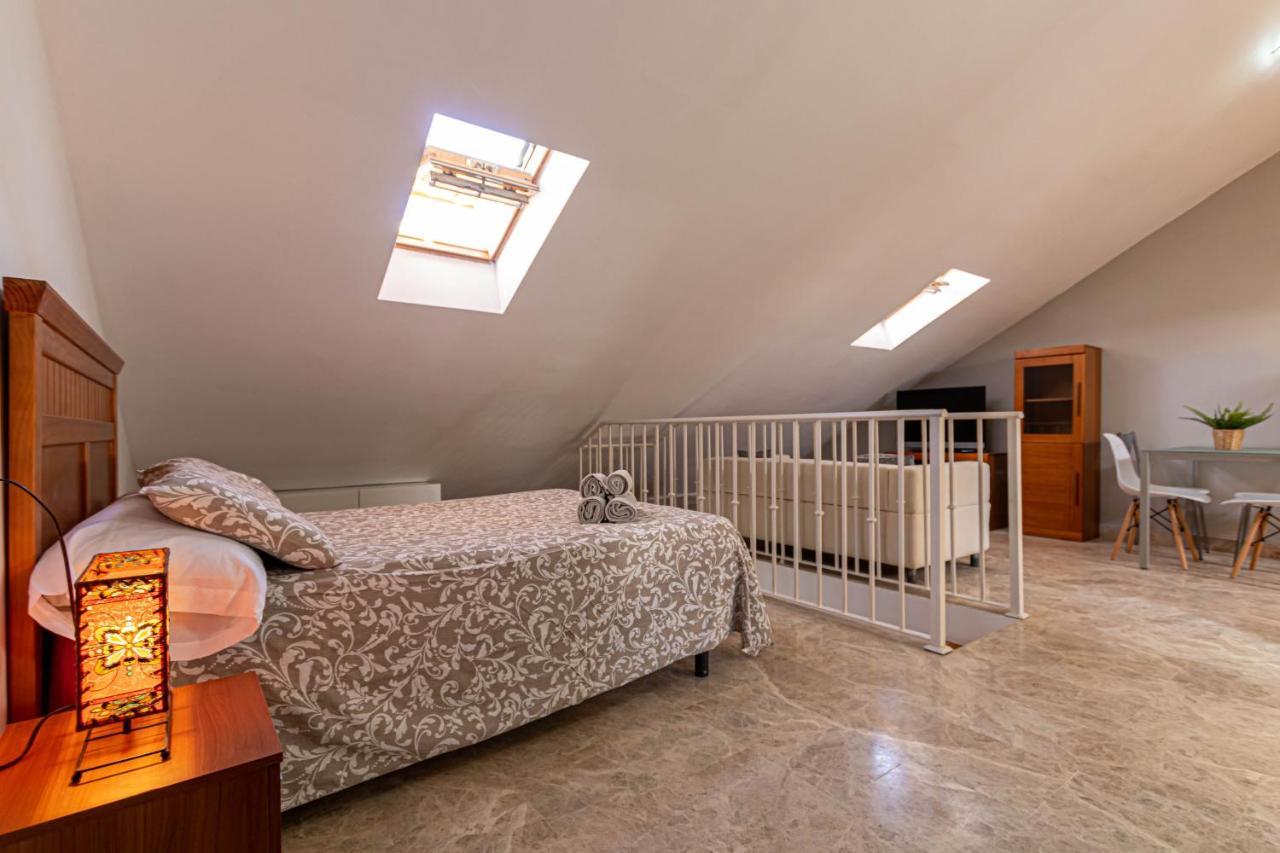 797 Holiday Rentals- Duplex Para 7 En La Carihuela A 1 Min De La Playa ตอร์เรโมลิโนส ภายนอก รูปภาพ