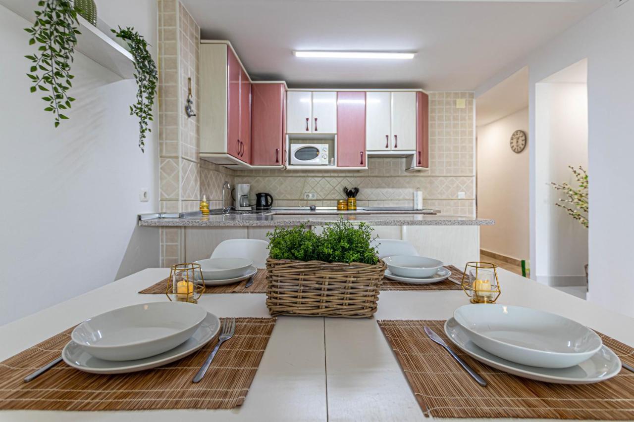 797 Holiday Rentals- Duplex Para 7 En La Carihuela A 1 Min De La Playa ตอร์เรโมลิโนส ภายนอก รูปภาพ
